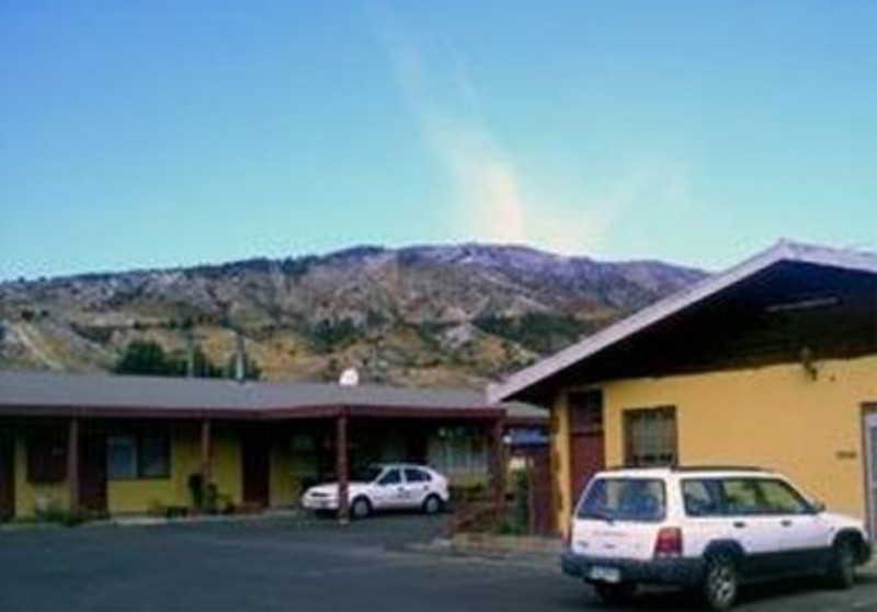 Gold Rush Inn Queenstown Exterior photo